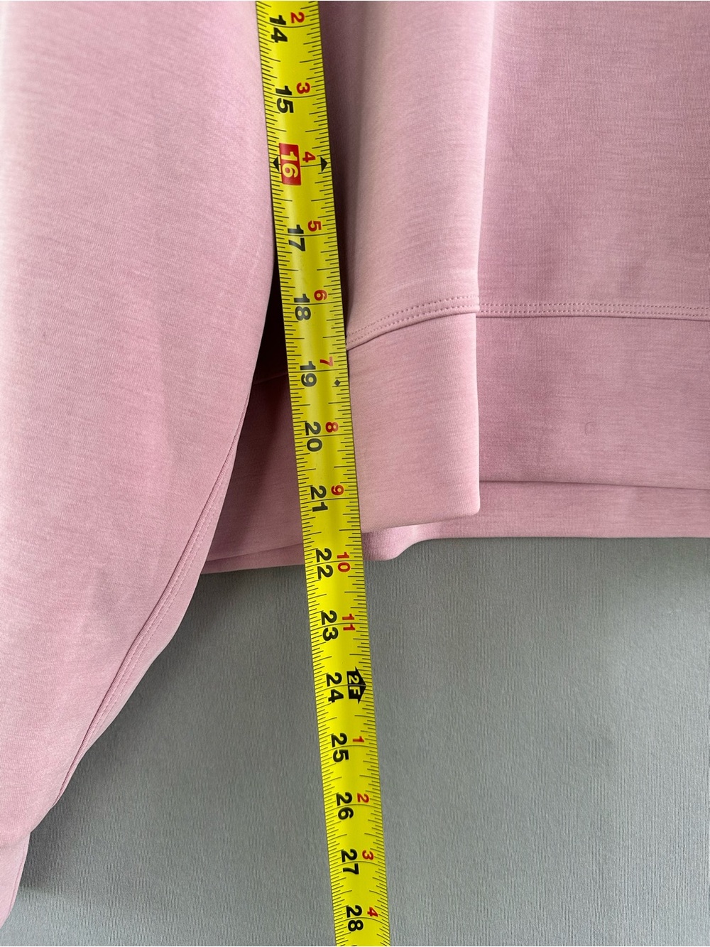 Lululemon sweatshirt pullover size 10 - Picture 6 of 10